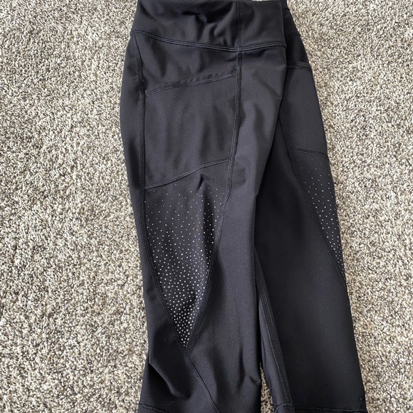 🍁50% Off Sale 🍁 Lululemon Tight Stuff Crop - Picture 7 of 12